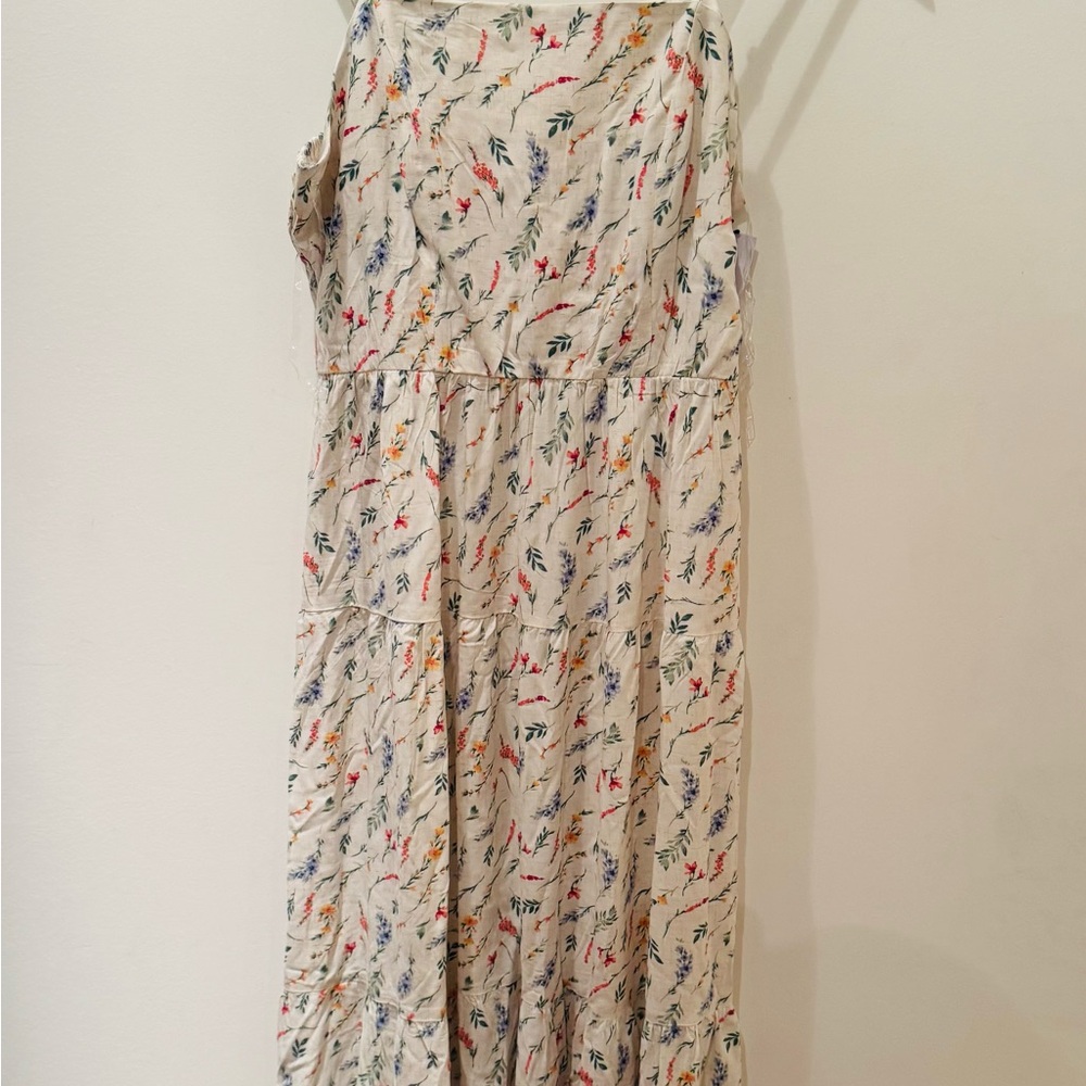 June & Hudson multi-floral spaghetti strap sundress. Rayon and linen. Size L.